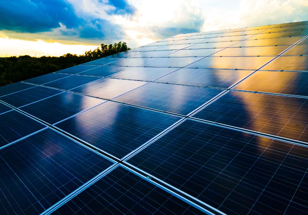O que acontece com a minha energia se a usina solar parar de gerar